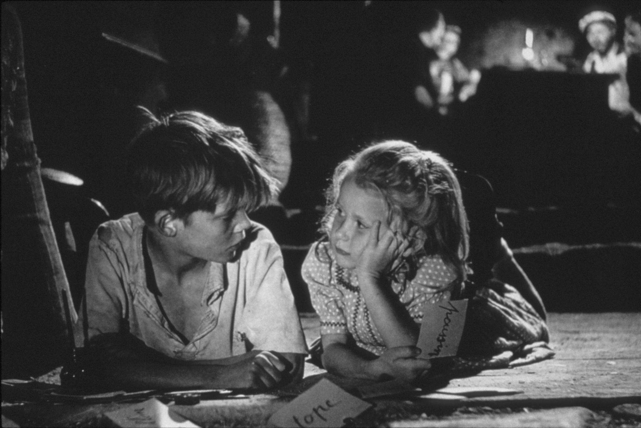 Still of Brigitte Fossey and Georges Poujouly in Jeux interdits (1952)