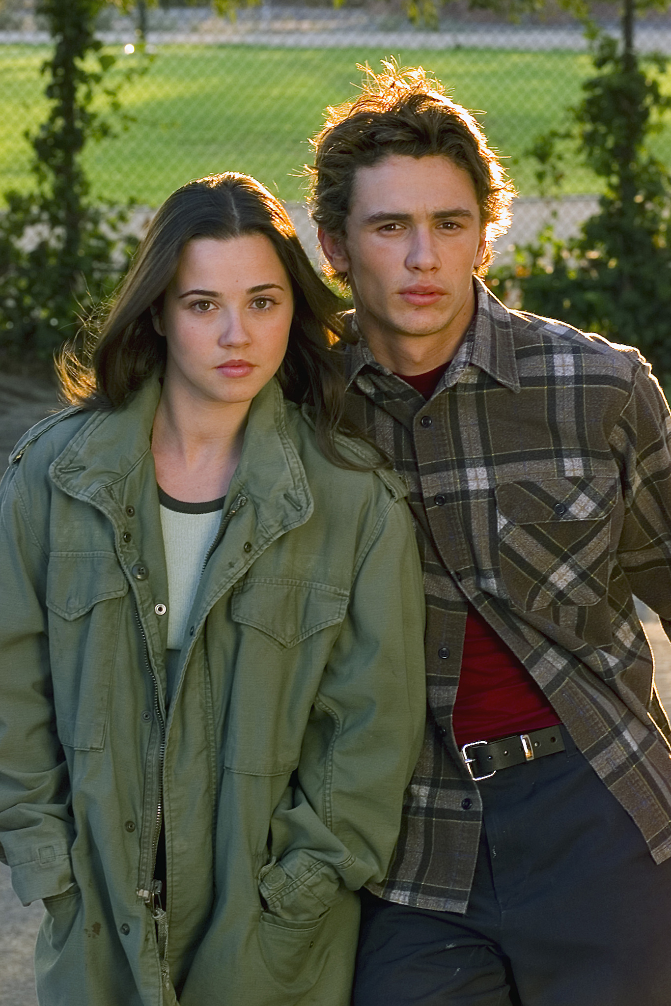 Still of Linda Cardellini and James Franco in Freaks and Geeks (1999)