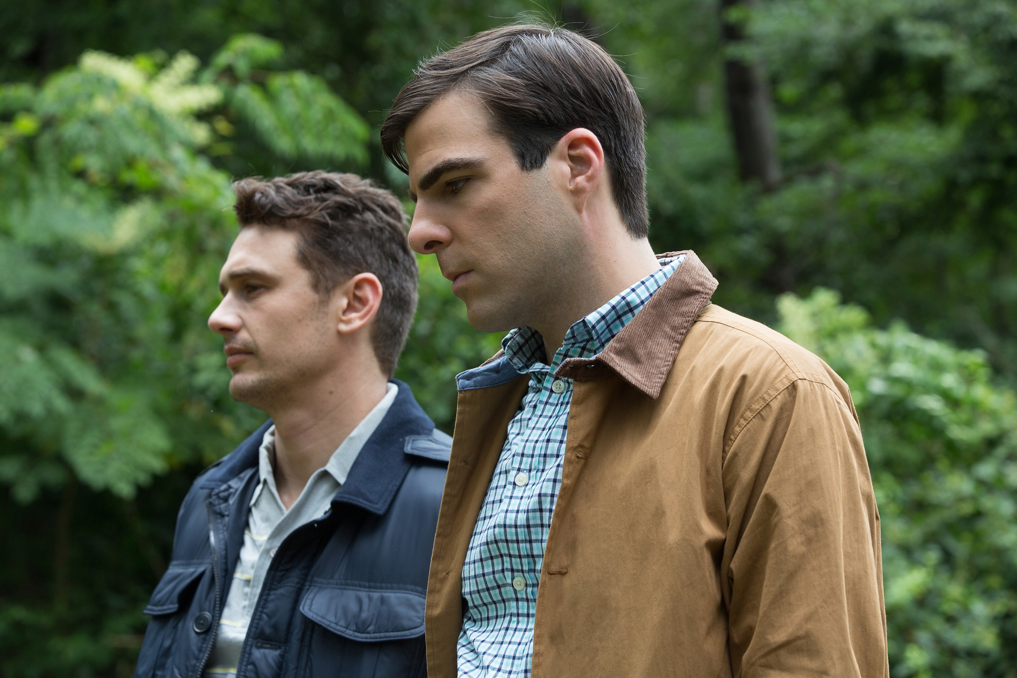 Still of James Franco and Zachary Quinto in I Am Michael (2015)