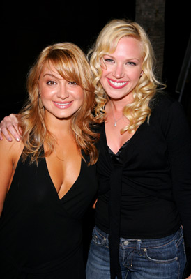Adrienne Frantz and Shanelle Workman at event of Thumbsucker (2005)