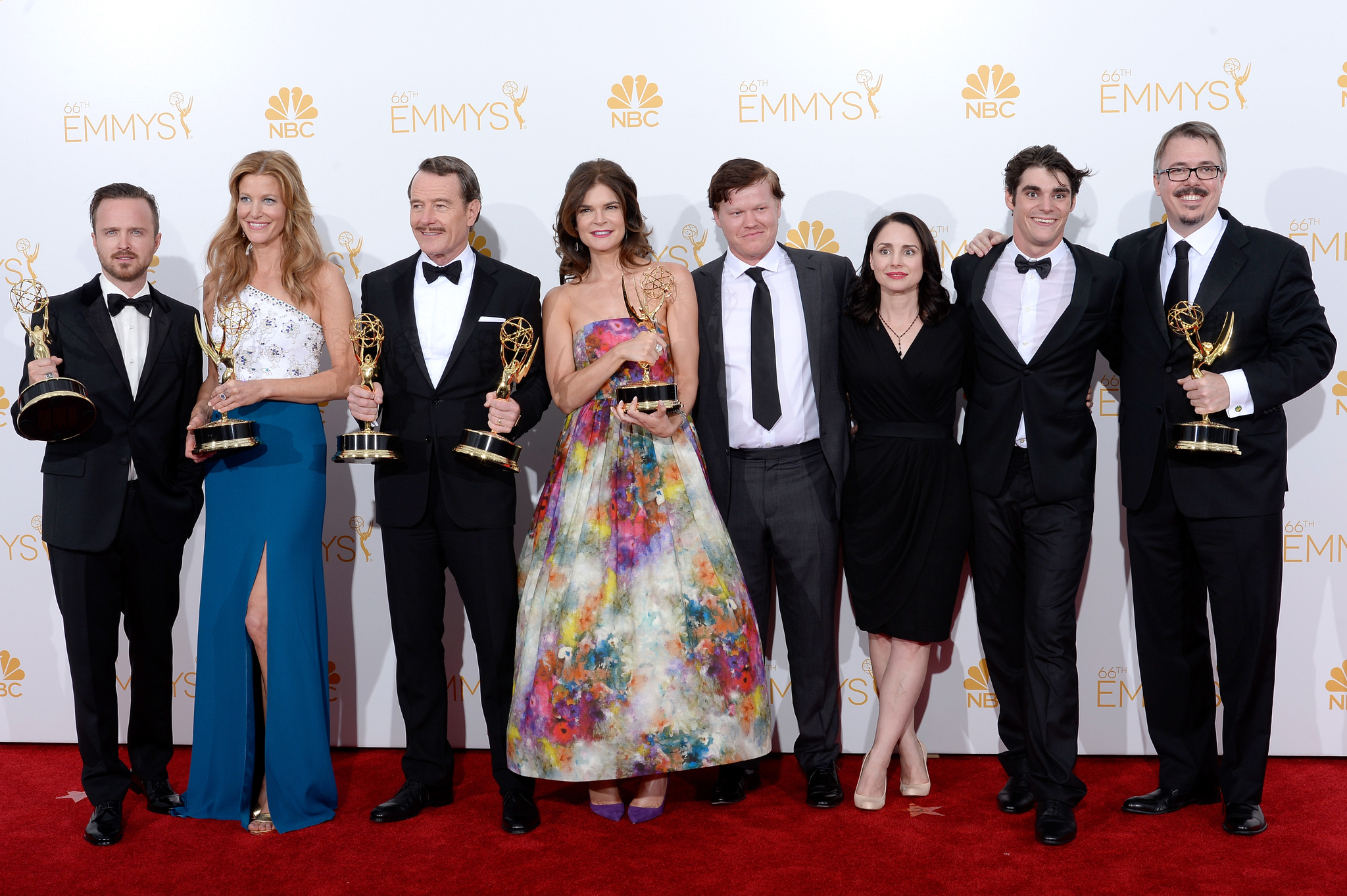 Bryan Cranston, Laura Fraser, Vince Gilligan, Anna Gunn, Aaron Paul, Jesse Plemons, Betsy Brandt and RJ Mitte at event of The 66th Primetime Emmy Awards (2014)