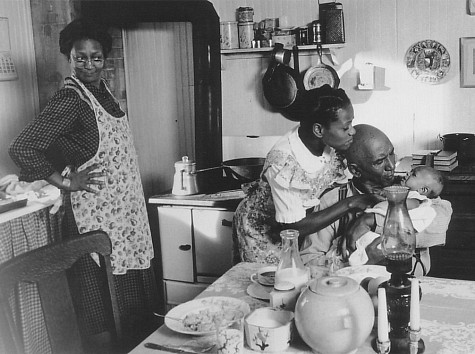 Still of Al Freeman Jr., Paula Kelly and Karen Malina White in Once Upon a Time... When We Were Colored (1995)