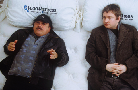 Still of Danny DeVito and Martin Freeman in The Good Night (2007)