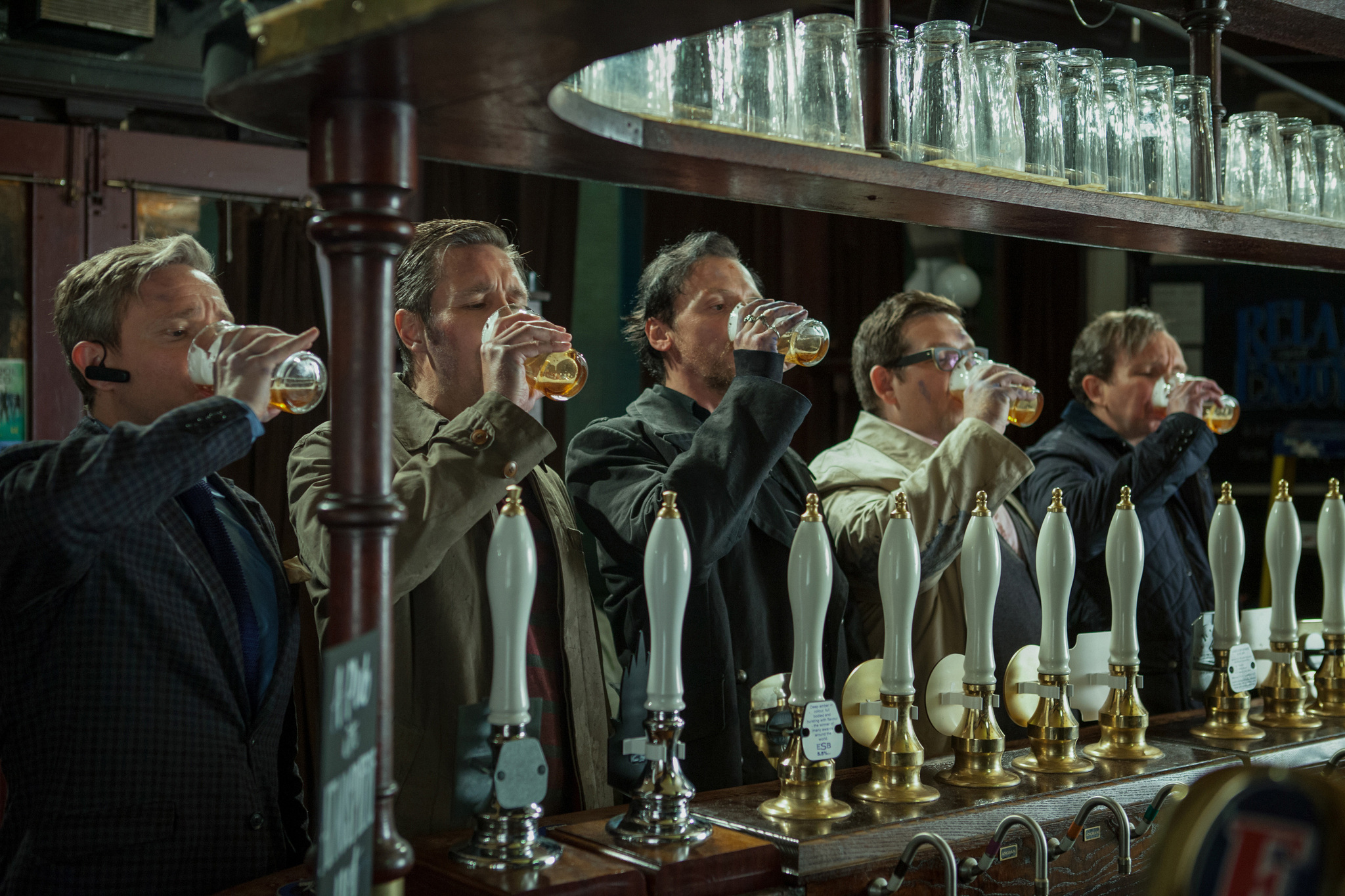 Still of Paddy Considine, Martin Freeman, Nick Frost, Eddie Marsan and Simon Pegg in The World's End (2013)