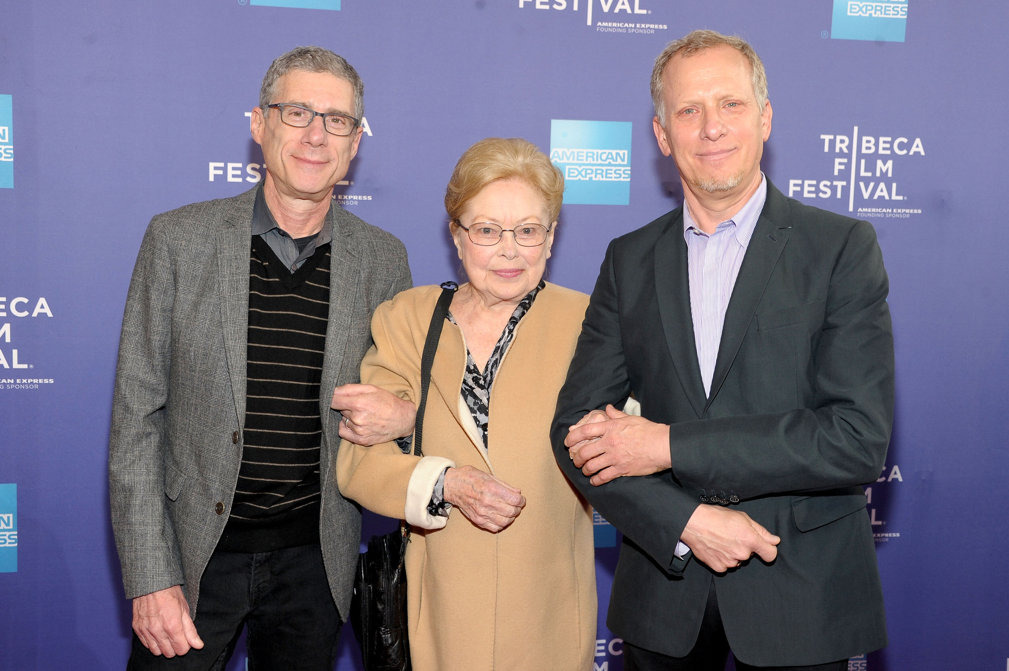 Rob Epstein, Jeffrey Friedman and Mathilde Krim at event of The Battle of Amfar (2013)