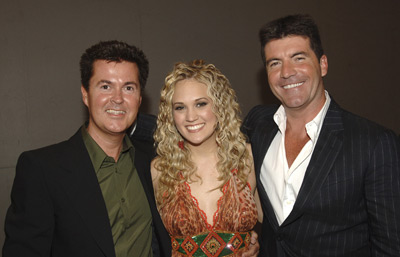 Simon Fuller, Simon Cowell and Carrie Underwood at event of American Idol: The Search for a Superstar (2002)