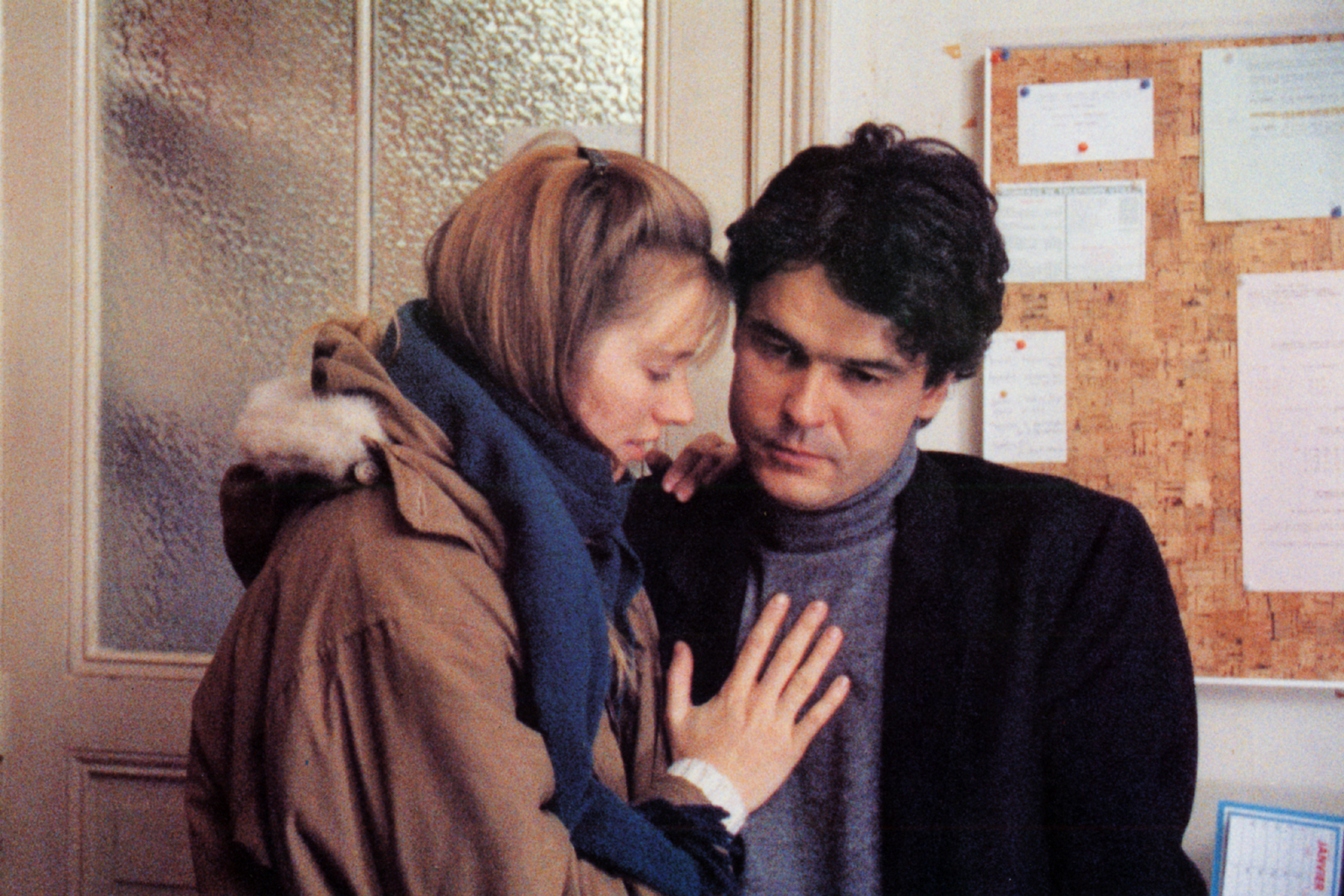 Still of Hervé Furic and Charlotte Véry in Conte d'hiver (1992)