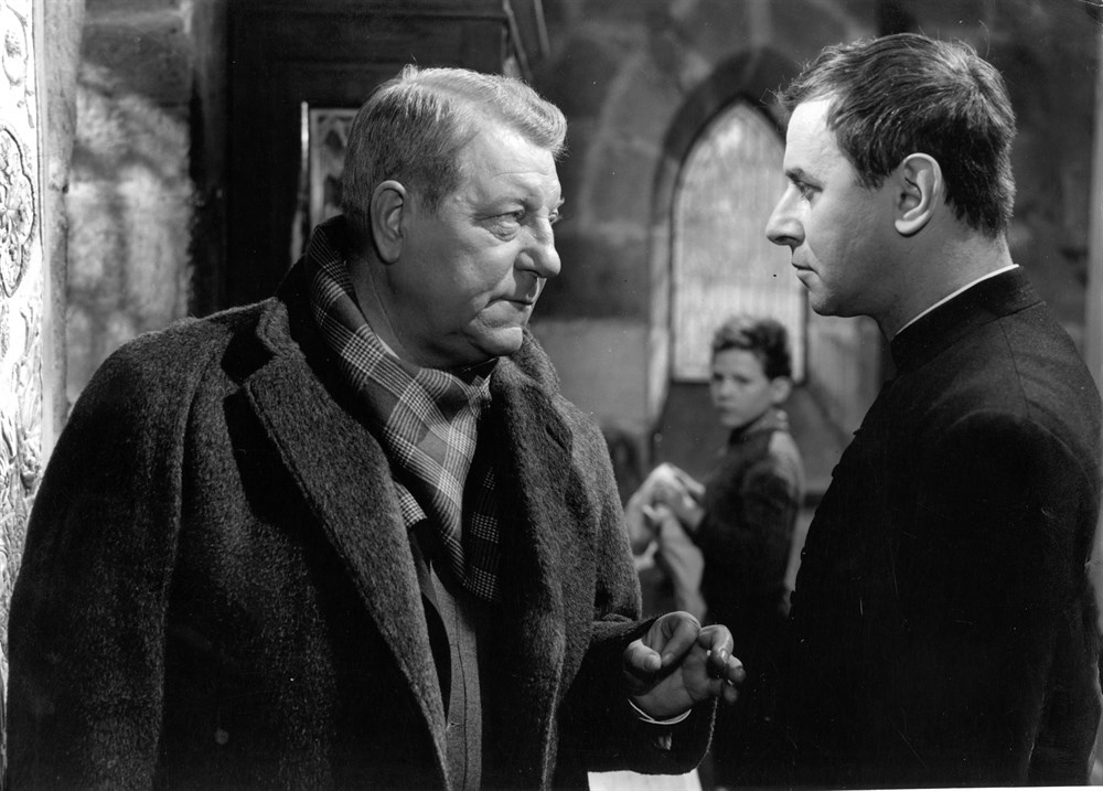 Still of Jean Gabin in Maigret et l'affaire Saint-Fiacre (1959)