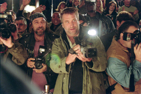 Still of Daniel Baldwin and Kevin Gage in Paparazzi (2004)