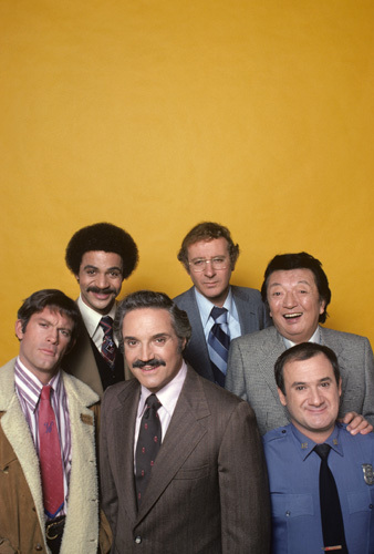 Ron Carey, Max Gail, Ron Glass, Steve Landesberg and Hal Linden in Barney Miller (1974)