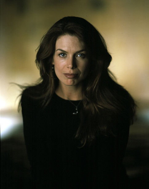 Megan Gallagher in Millennium (1996)