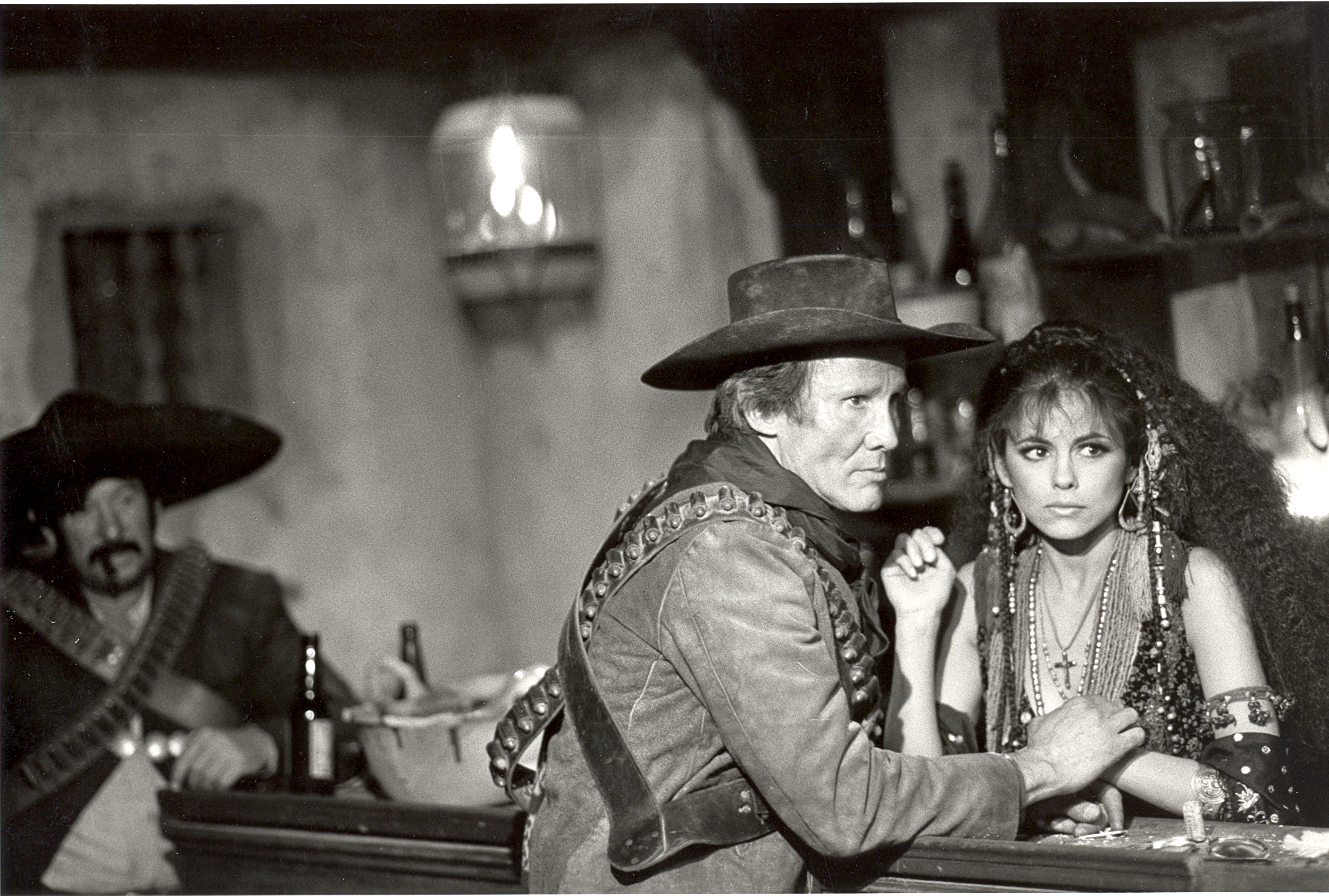 Henry Silva, Gina Gallego - Lust in the Dust (New World Pictures)