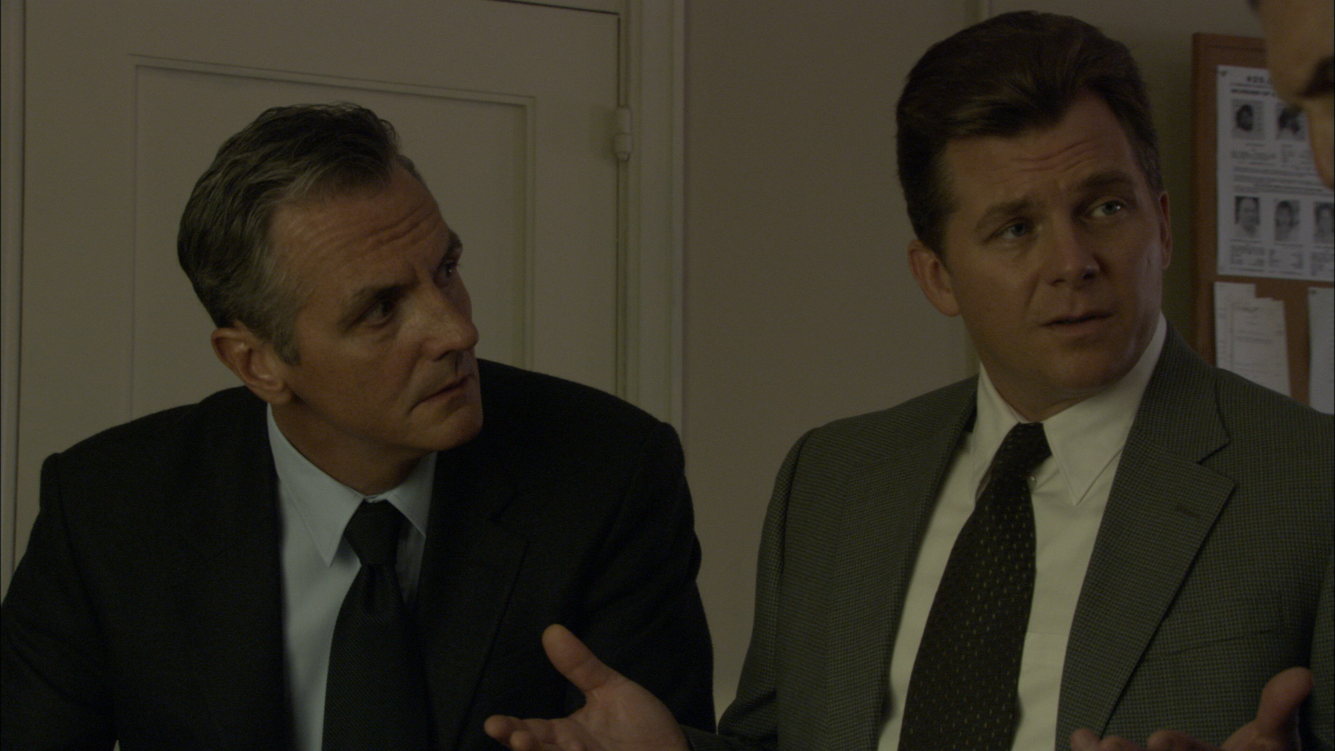 With David DeBeck as a Treasury Agent in a scene from Showtime original series 