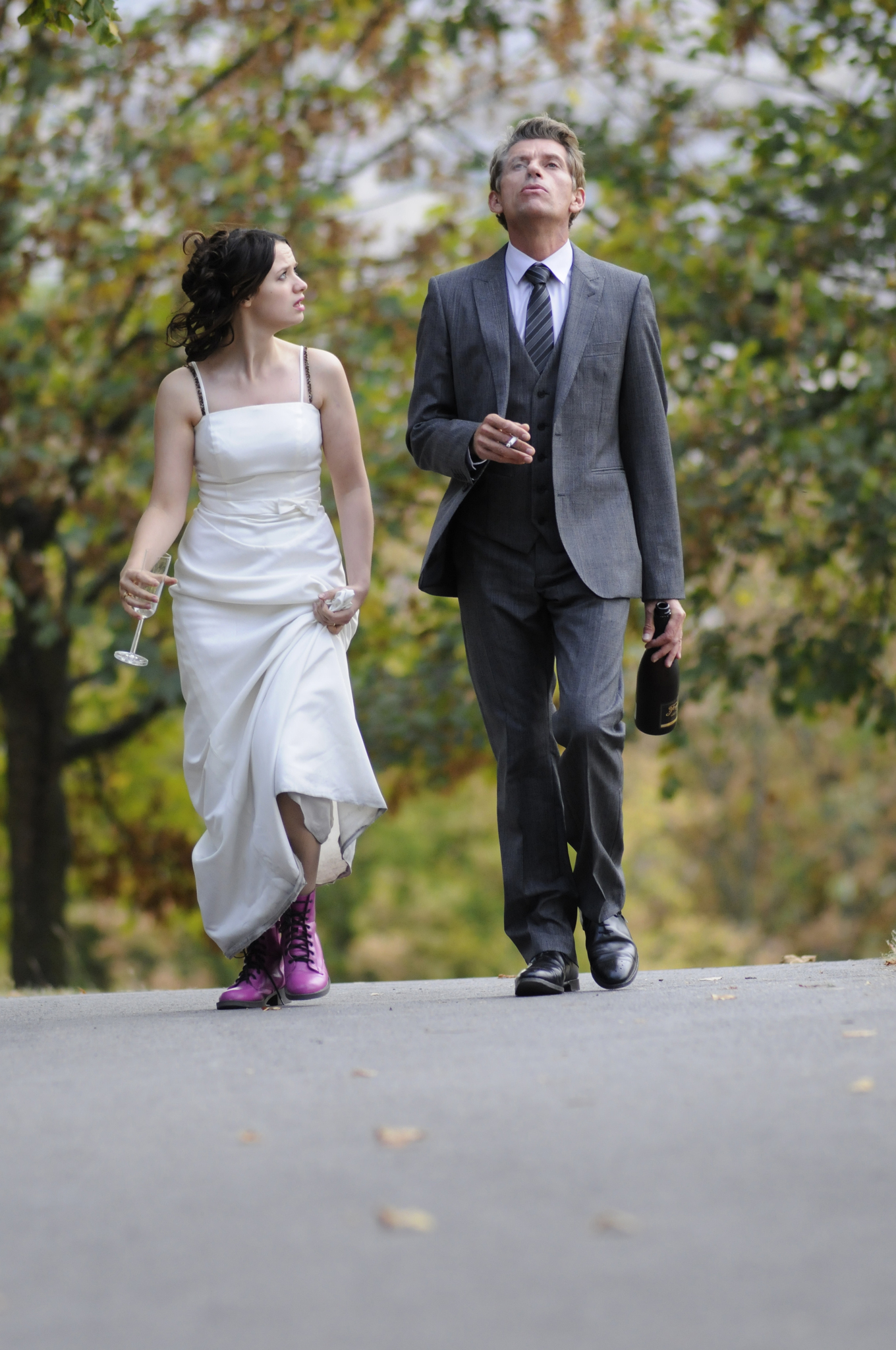 Still of Jacques Gamblin and Sara Forestier in Le nom des gens (2010)