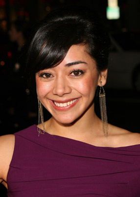 Aimee Garcia at event of Nothing Like the Holidays (2008)