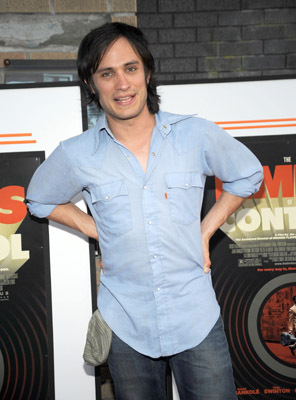 Gael García Bernal at event of The Limits of Control (2009)