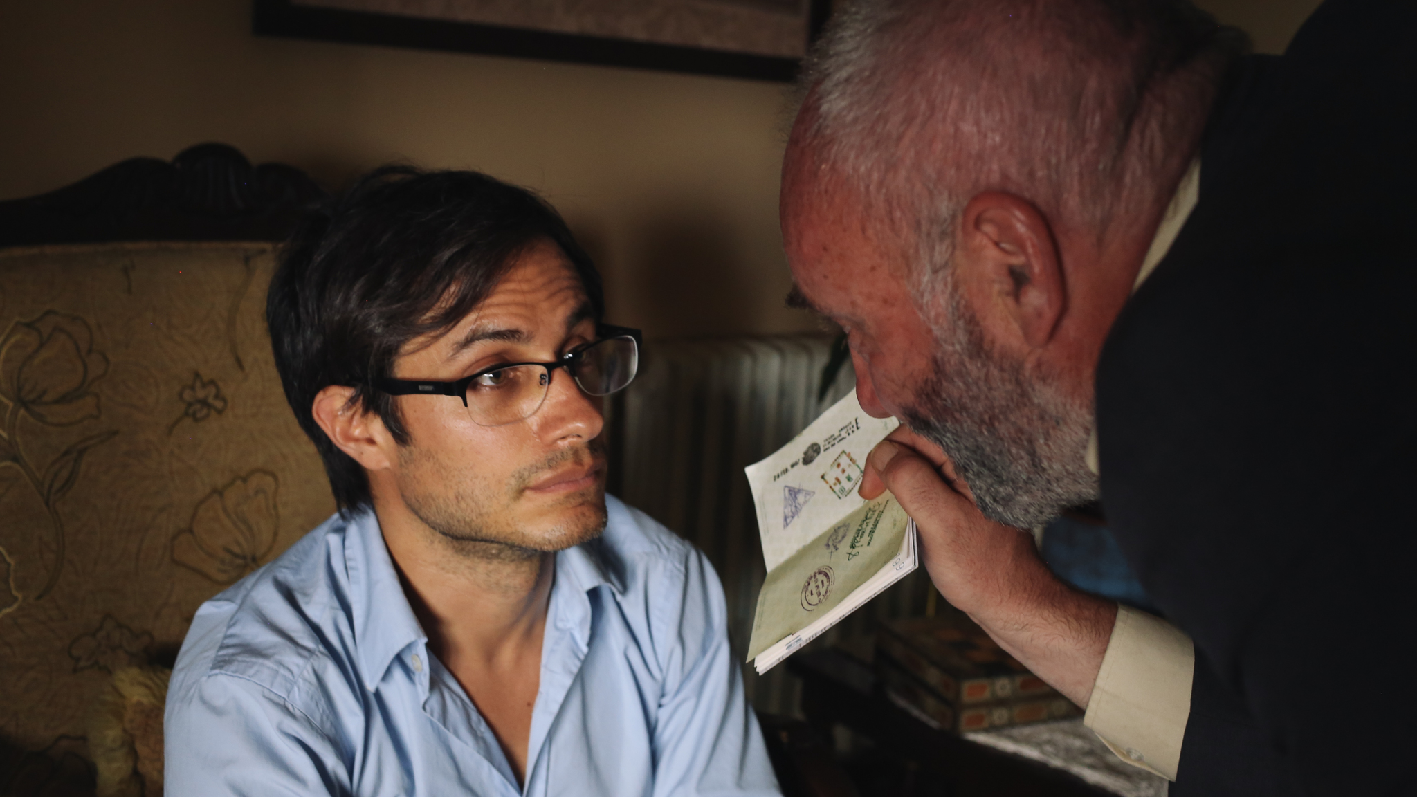 Still of Kim Bodnia and Gael García Bernal in Rosewater (2014)