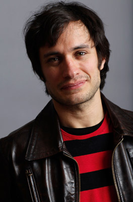 Gael García Bernal at event of Rudo y Cursi (2008)