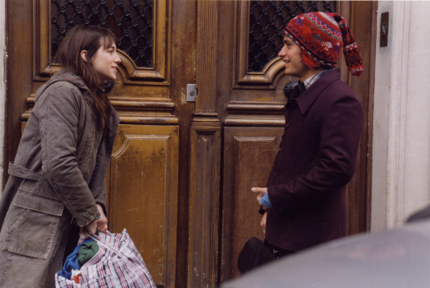 Still of Charlotte Gainsbourg and Gael García Bernal in La science des rêves (2006)