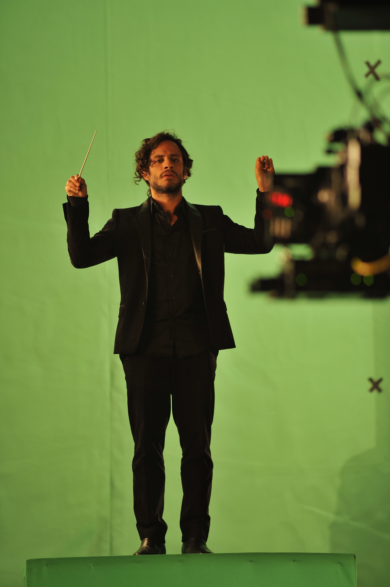 Still of Gael García Bernal in Mozart in the Jungle (2014)