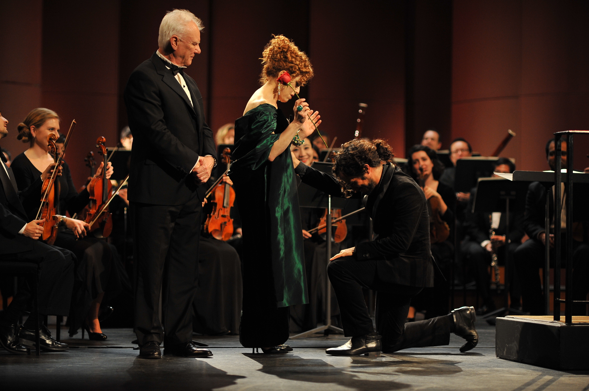 Still of Bernadette Peters and Gael García Bernal in Mozart in the Jungle (2014)