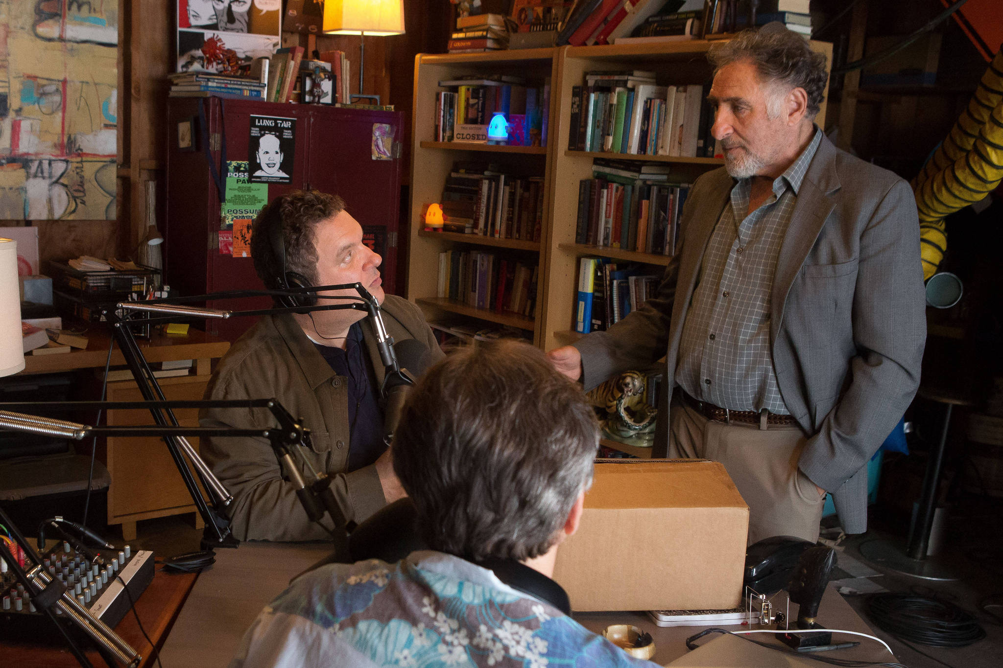 Still of Judd Hirsch, Jeff Garlin and Marc Maron in Maron (2013)