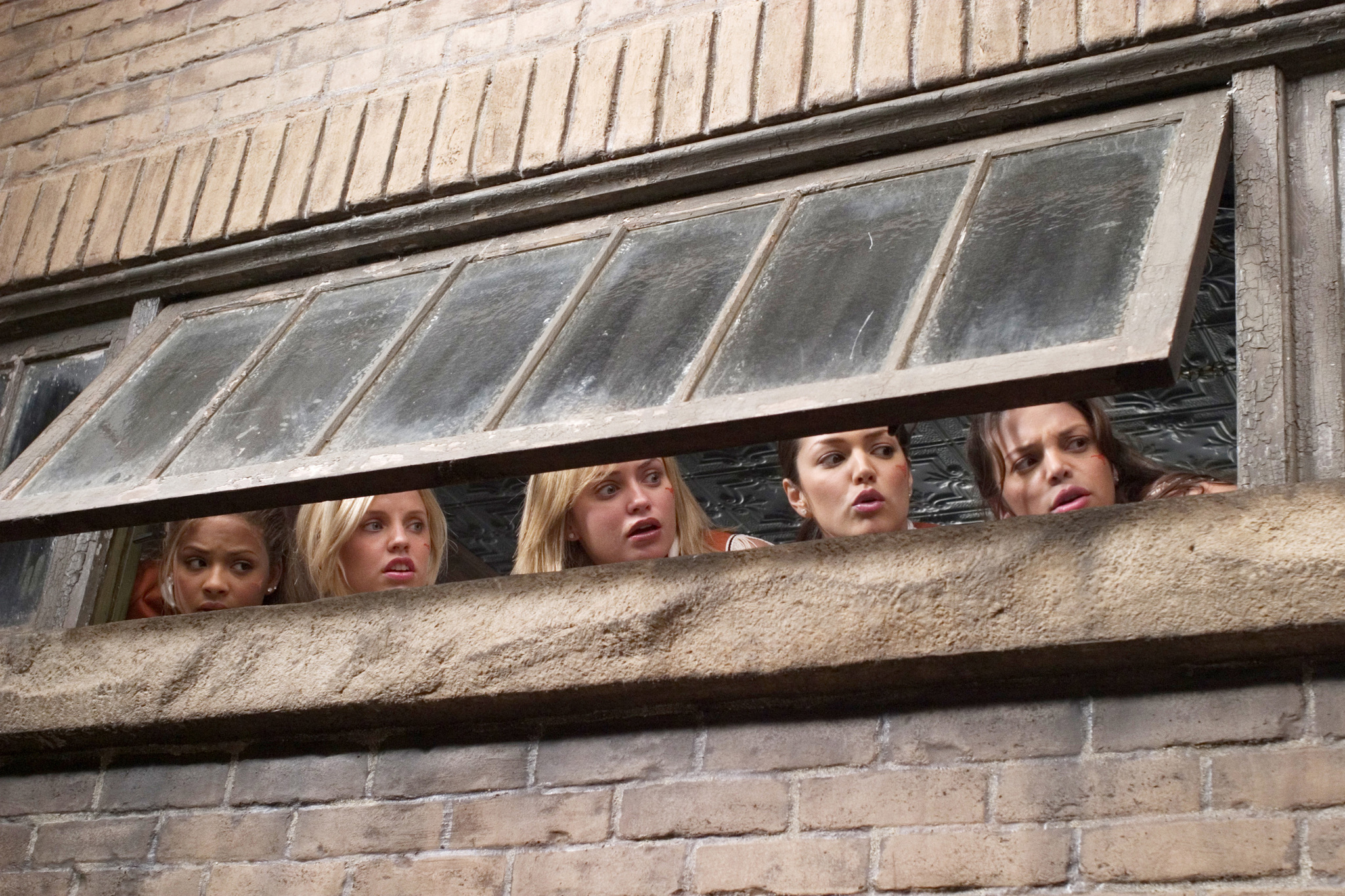 Still of Paula Garcés, Kelli Garner, Monica Keena, Christina Milian and Vanessa Ferlito in Man of the House (2005)