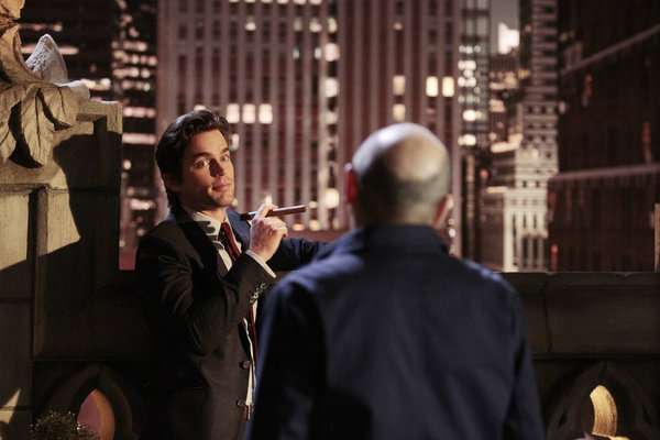 Still of Matt Bomer and Willie Garson in Aferistas (2009)