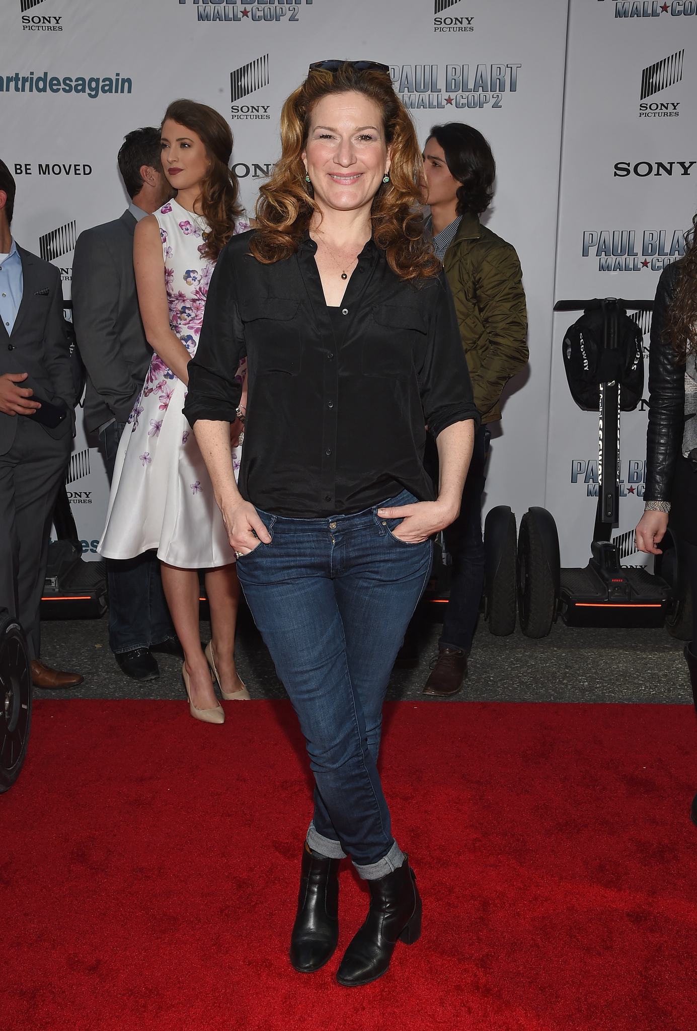 Ana Gasteyer at event of Paul Blart: Mall Cop 2 (2015)