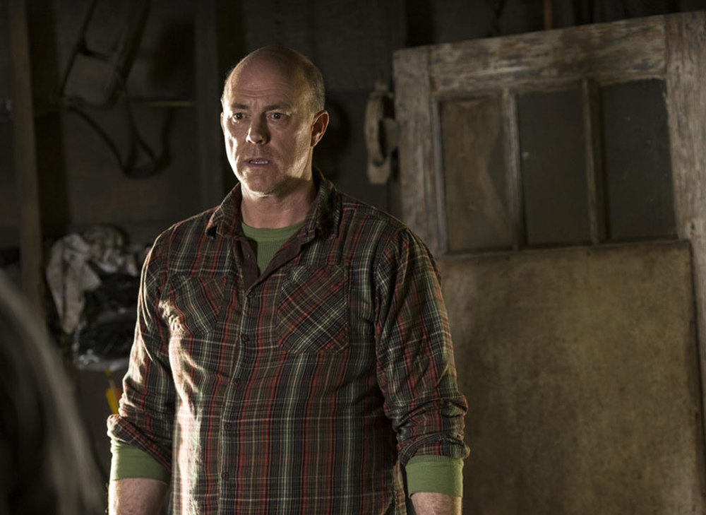 Michael Gaston as Dean on THE LEFTOVERS
