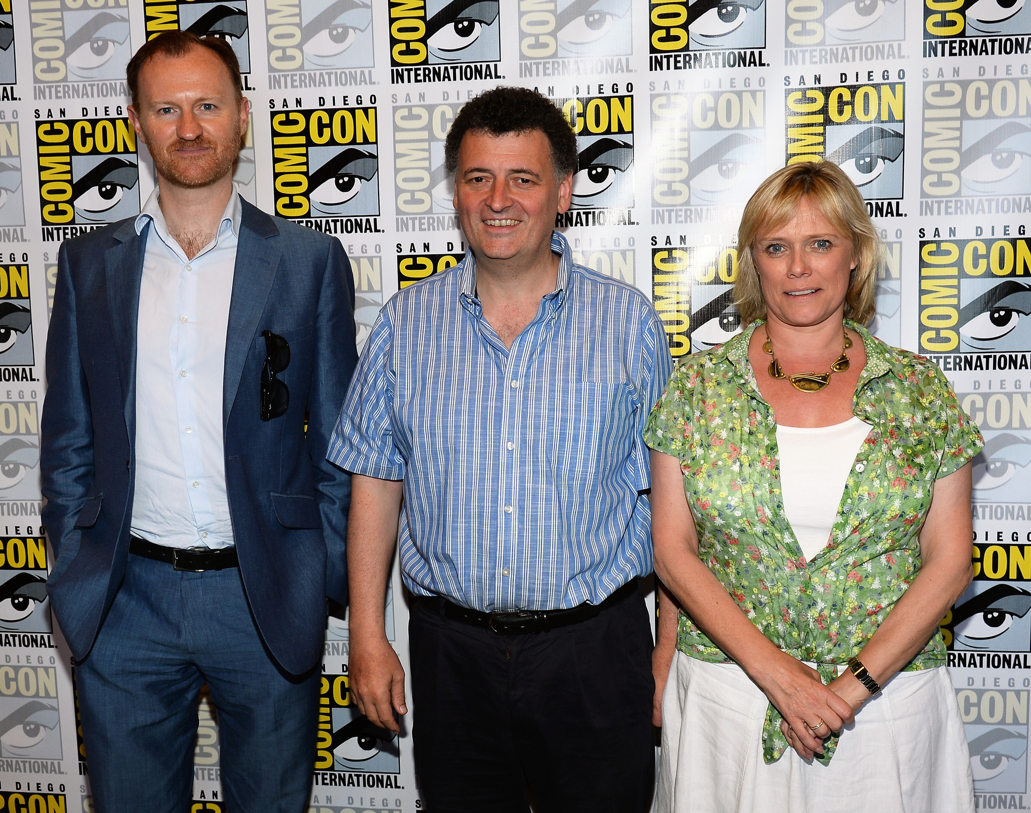 Mark Gatiss, Steven Moffat and Sue Vertue at event of Serlokas (2010)