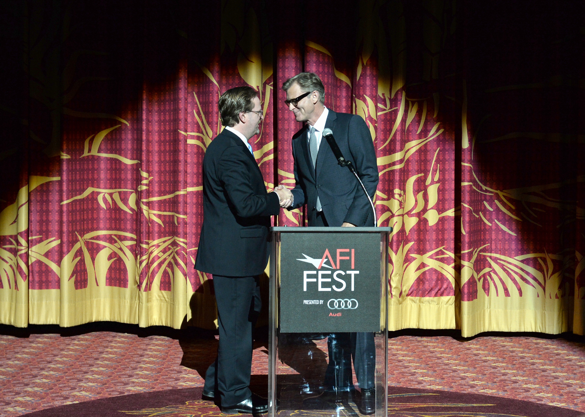 Bob Gazzale and John Lee Hancock at event of Isgelbeti pona Benksa (2013)