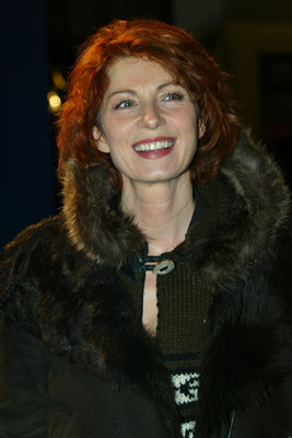 Véronique Genest at event of Ziedu Valdovas: Dvi tvirtoves (2002)