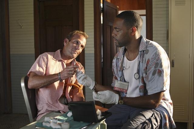 Still of Jason George and John Galindez in Off the Map (2011)