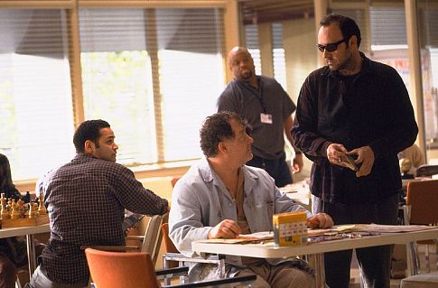 Still of Kevin Spacey and Peter Gerety in K-PAX (2001)