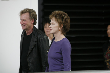 Still of Judy Davis and Daniel Gerroll in The Starter Wife (2008)