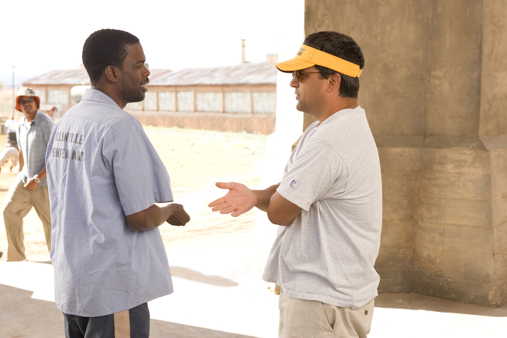 Still of Chris Rock and Jack Giarraputo in The Longest Yard (2005)