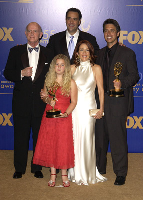 Peter Boyle, Brad Garrett, Patricia Heaton, Ray Romano and Madylin Sweeten