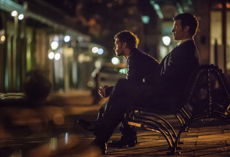 Still of Daniel Gillies and Joseph Morgan in Vampyro dienorasciai: The Originals (2013)