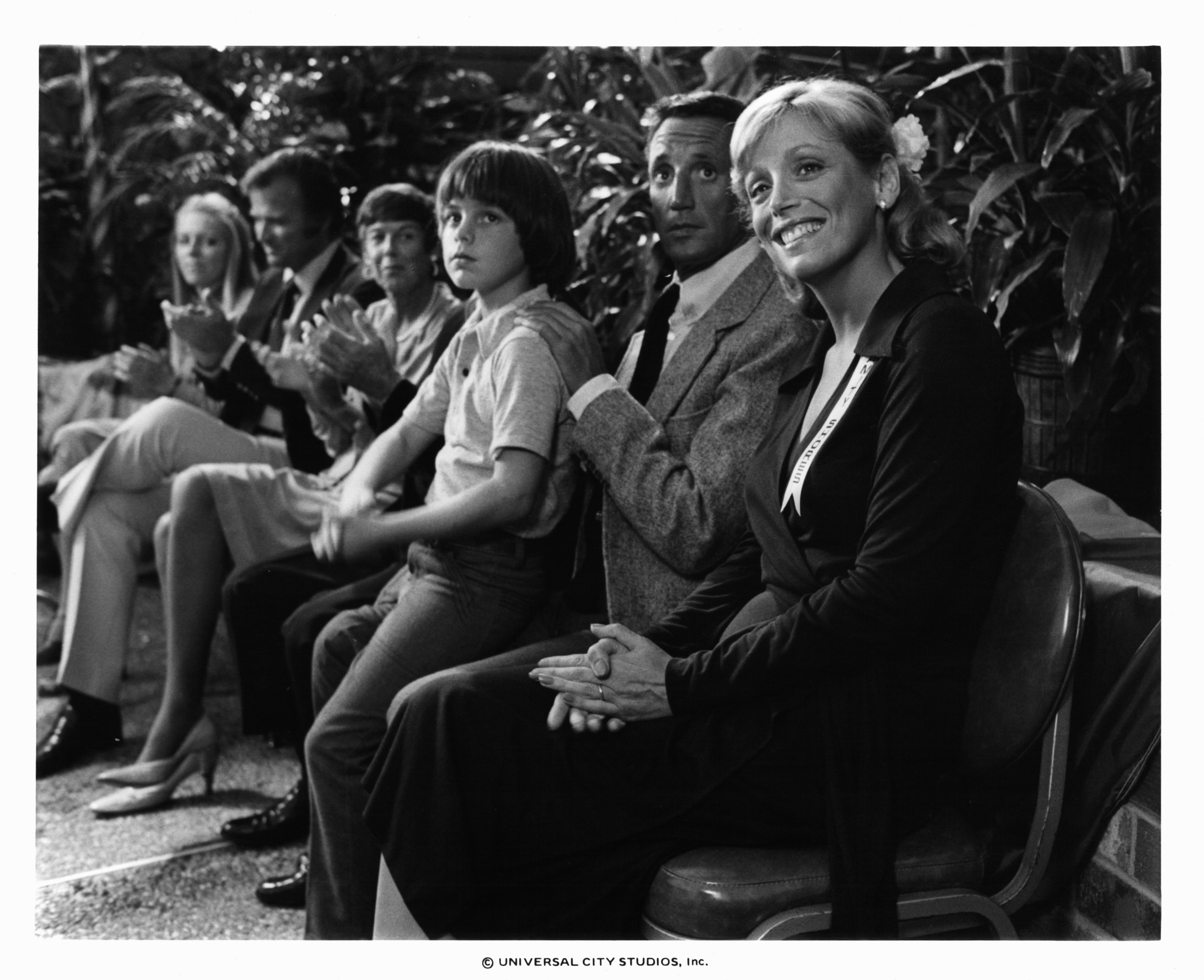 Still of Roy Scheider, Lorraine Gary and Marc Gilpin in Nasrai 2 (1978)