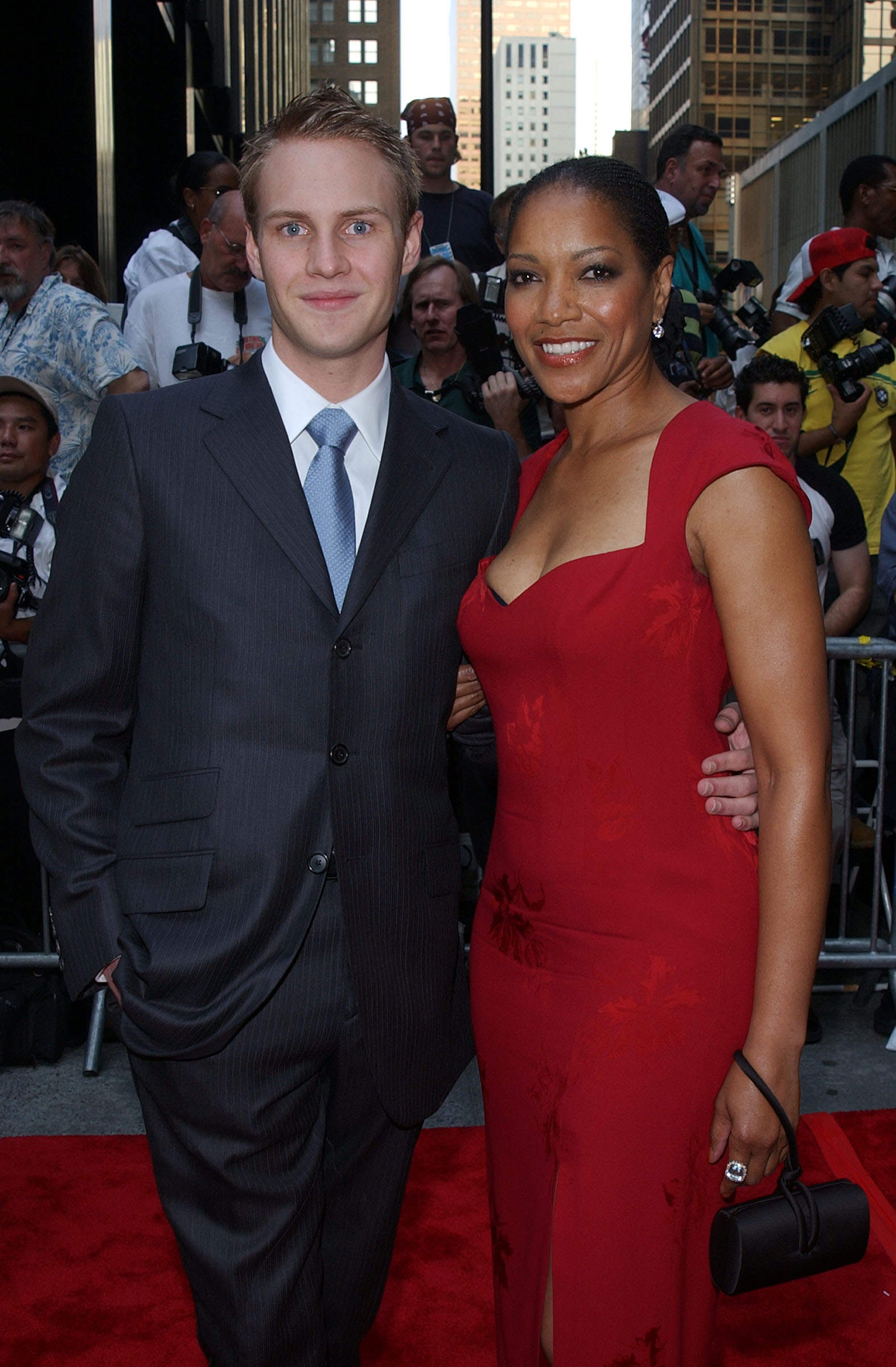 James Francis Ginty and Grace Hightower at event of K-19: The Widowmaker