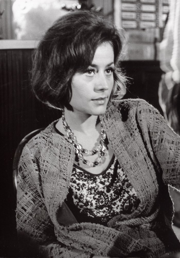 Still of Annie Girardot in Le bateau d'Émile (1962)