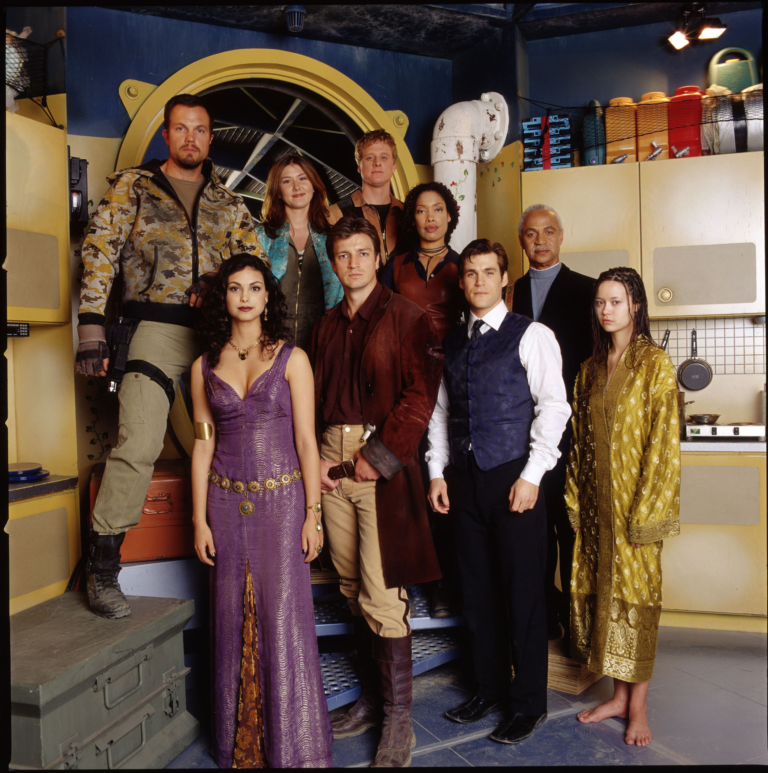 Still of Adam Baldwin, Nathan Fillion, Ron Glass, Sean Maher, Jewel Staite, Gina Torres, Morena Baccarin and Summer Glau in Firefly (2002)
