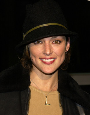 Lola Glaudini at event of Welcome to Collinwood (2002)