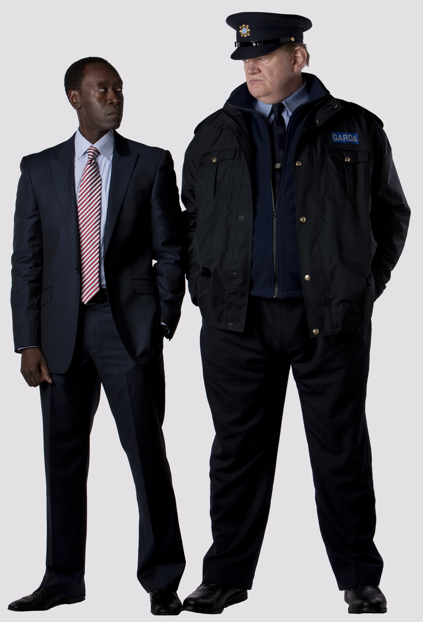 Still of Don Cheadle and Brendan Gleeson in The Guard (2011)