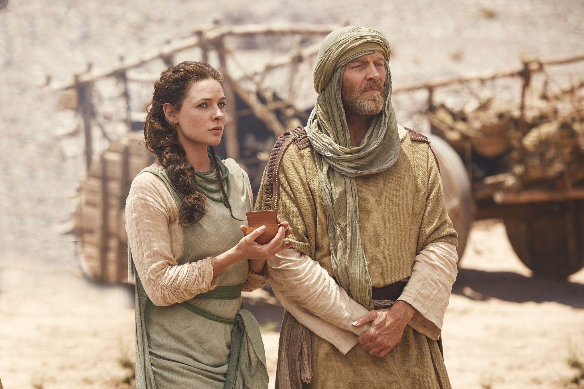 Still of Rebecca Ferguson and Iain Glen in The Red Tent (2014)