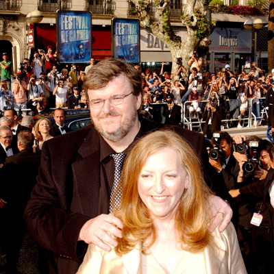 Kathleen Glynn and Michael Moore at event of Fahrenheit 9/11 (2004)