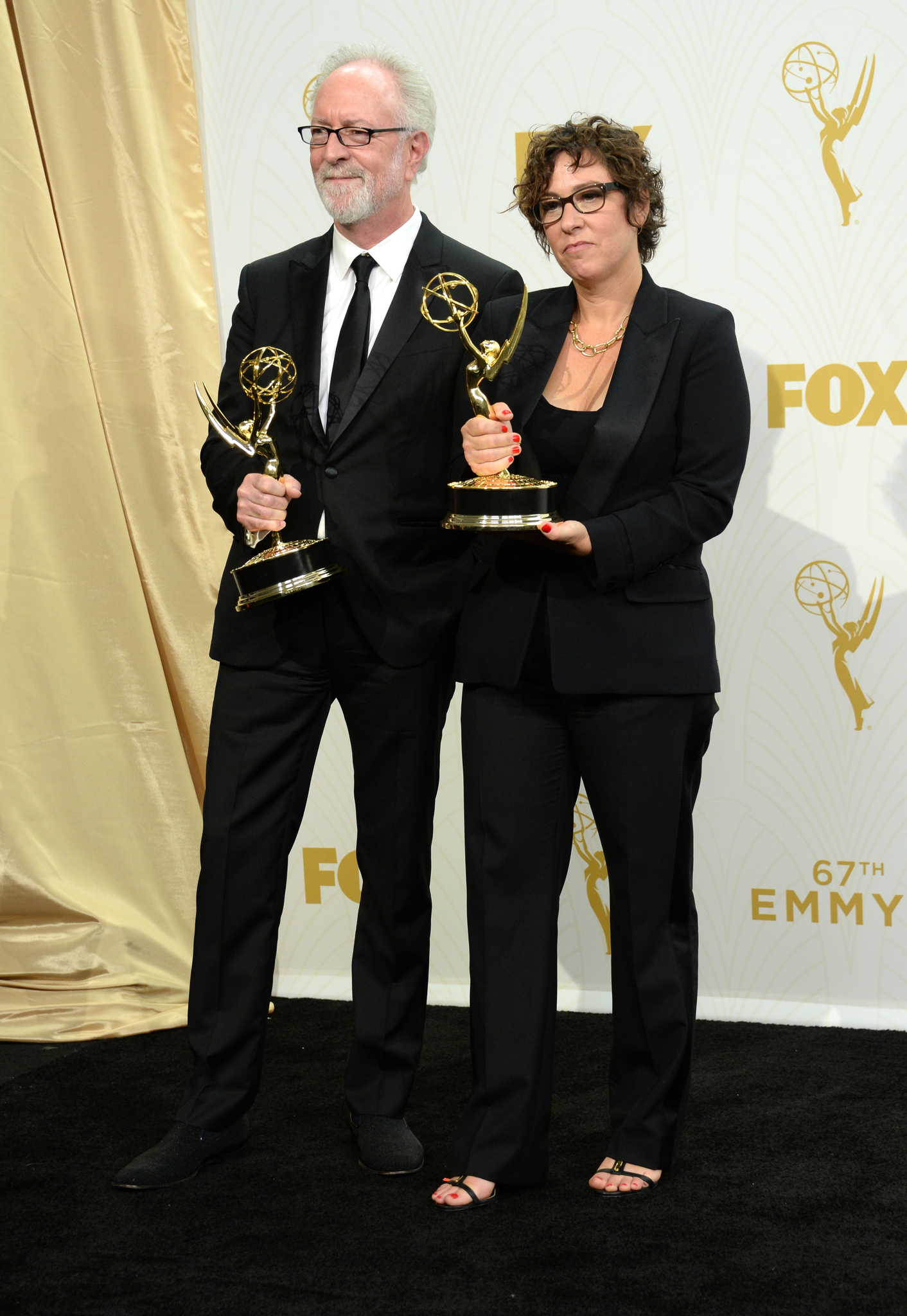 Lisa Cholodenko and Gary Goetzman at event of The 67th Primetime Emmy Awards (2015)