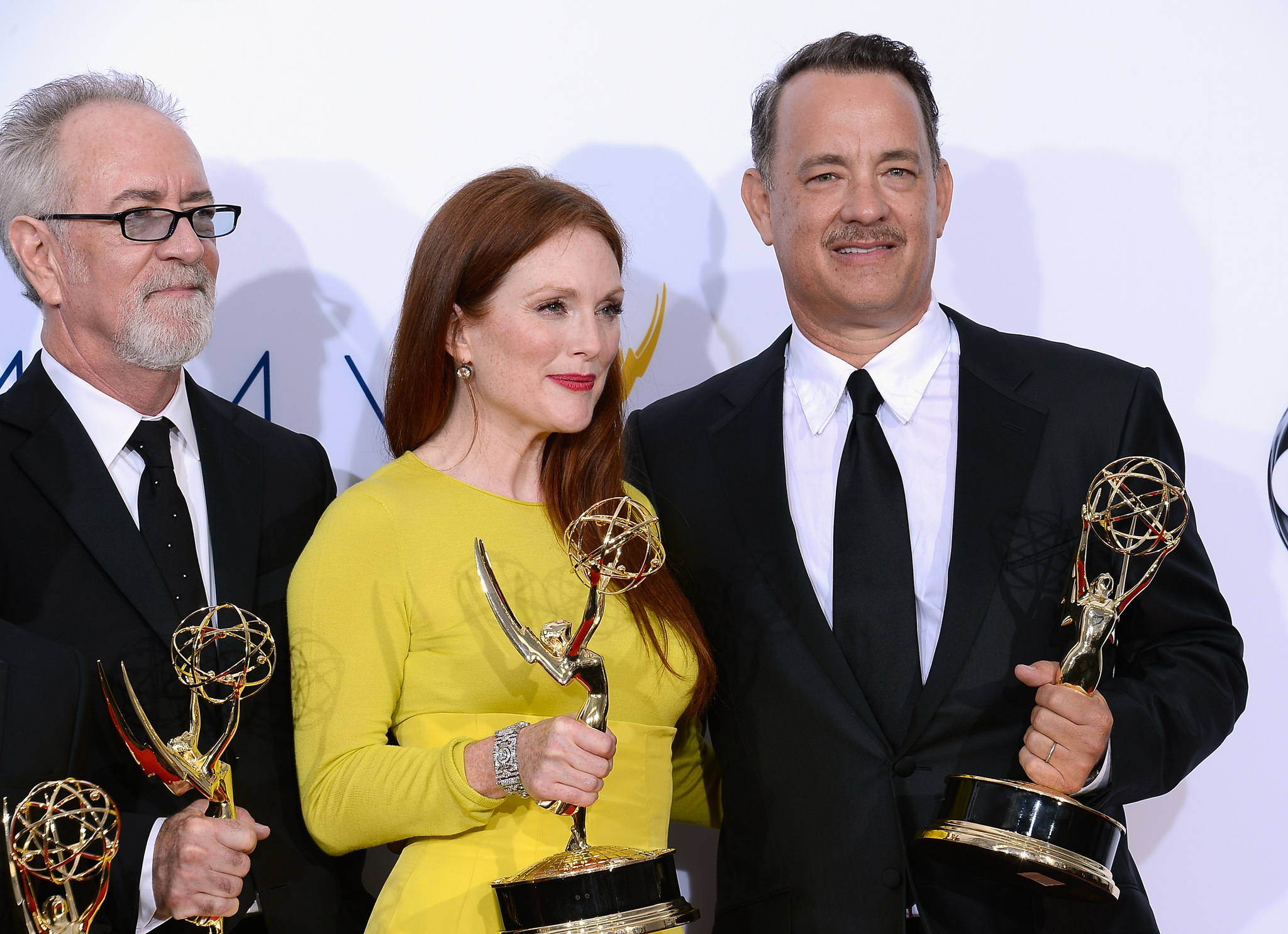Tom Hanks, Julianne Moore and Gary Goetzman at event of Game Change (2012)