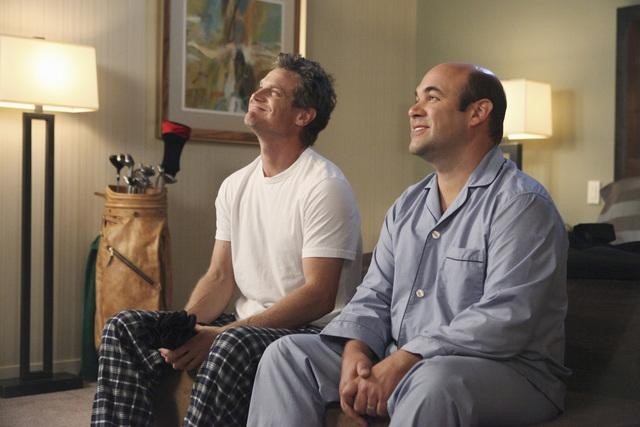 Still of Ian Gomez and Brian Van Holt in Cougar Town (2009)